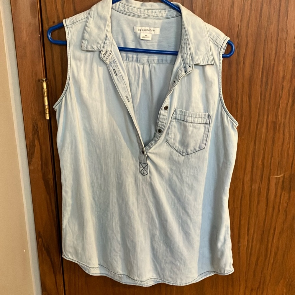 Liz Claiborne Blue Sleeveless Notched Collar Blouse